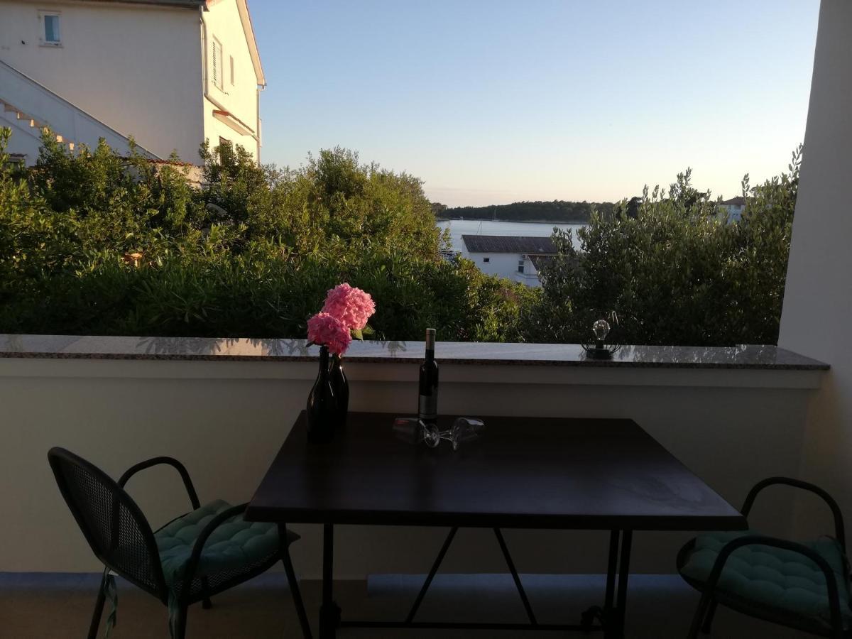 Riviera Rooms And Apartments Palit Buitenkant foto