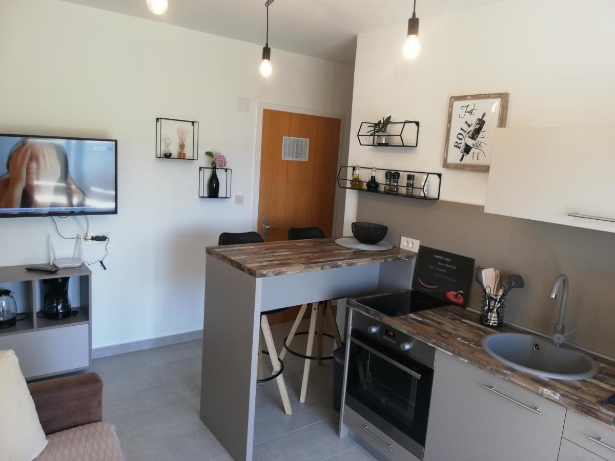 Riviera Rooms And Apartments Palit Kamer foto