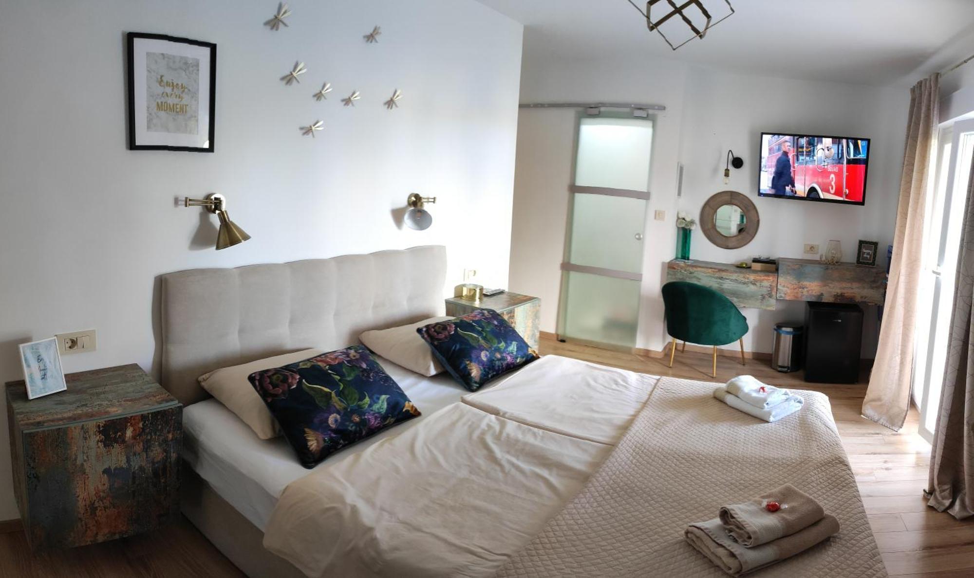 Riviera Rooms And Apartments Palit Buitenkant foto